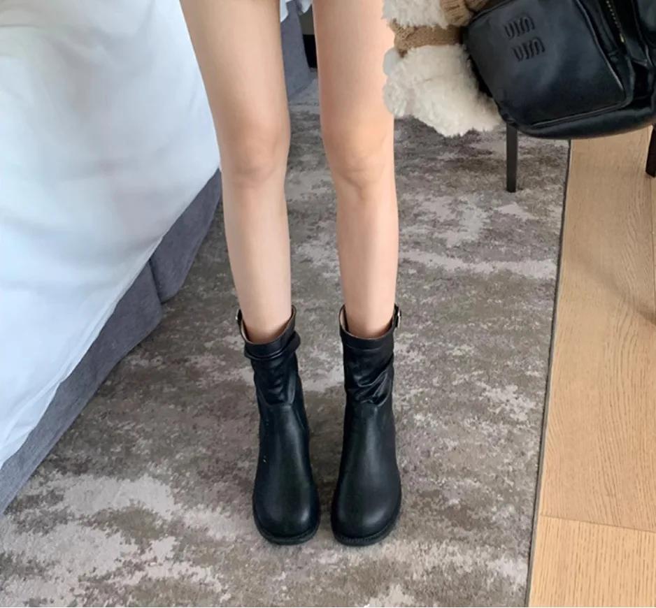 Low Heel Women Western Cowgirl Boots Fashion Slip On Belt Buckle Shoes Retro Style Autumn Winter Ladies Knight Short Booties