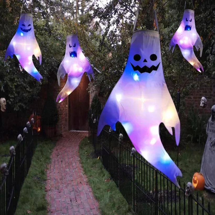 Halloween Ghost Windsocks Decorations with LED Light, Outdoor, Hanging Ghost Windsocks for Trees, Yard, Halloween Decor Supplies
