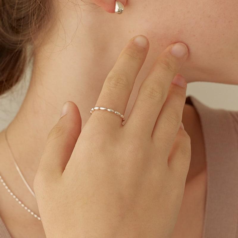 Life Oval ball chain ring