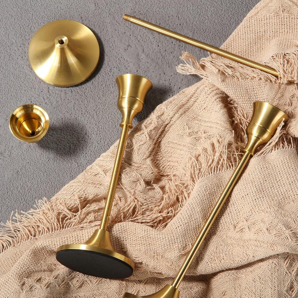 3Pcs/Set European Style Metal Candle Holders Candlestick Fashion Wedding Table Candle Stand Exquisite Candlestick Christmas Tabl