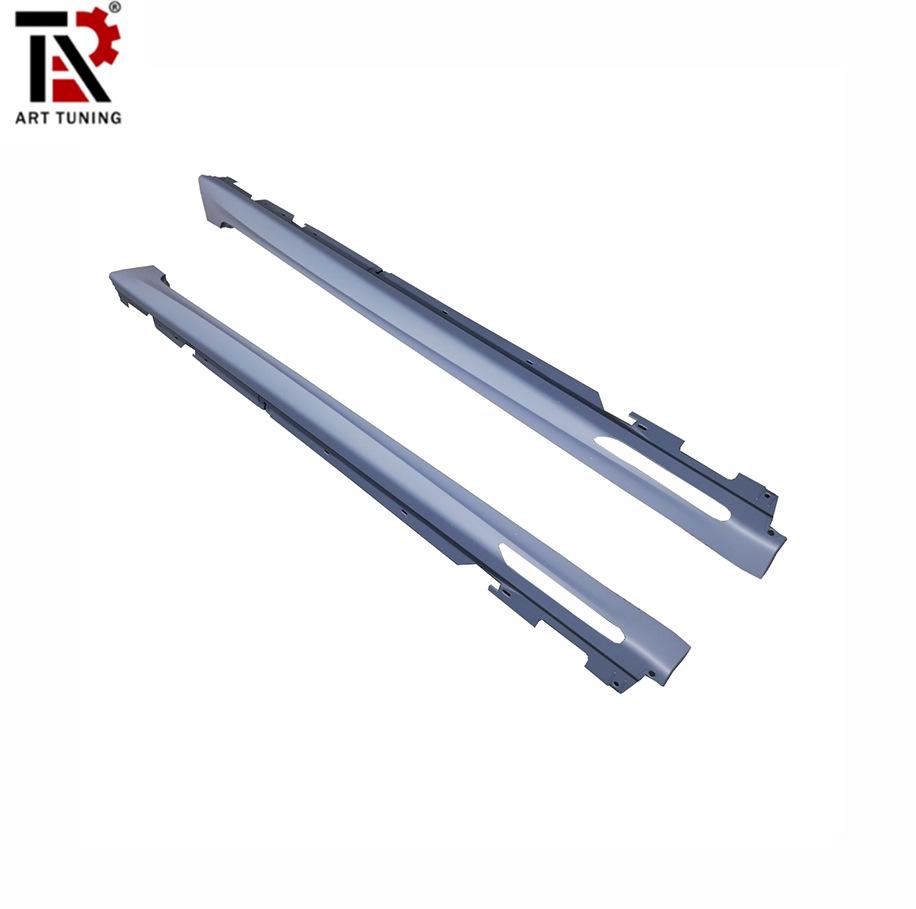 Комплект переднего и заднего бамперов в стиле M5 для BMW 5 Series G30/G38 с крылом, боковой юбкой и капотом.