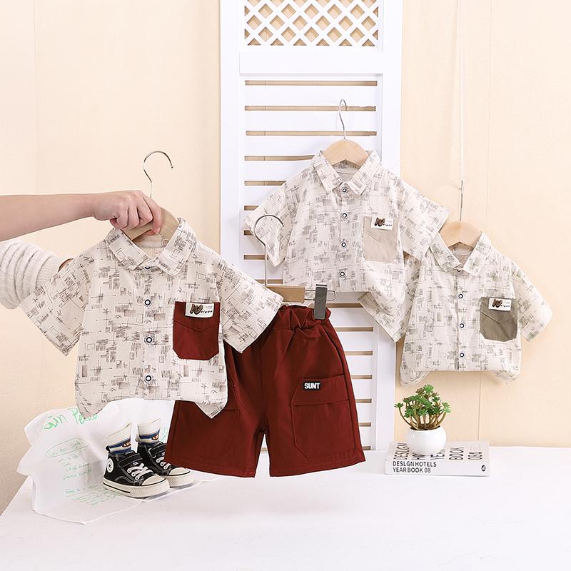 Детский комплект с короткими рукавами. Милый модный комплект из двух предметов: рубашка и шорты для мальчиков. Детская повседневная одежда.
