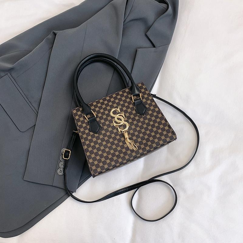 Стильная ретро клетчатая сумочка из элегантного полиуретана и мягкой структуры для повседневного использования