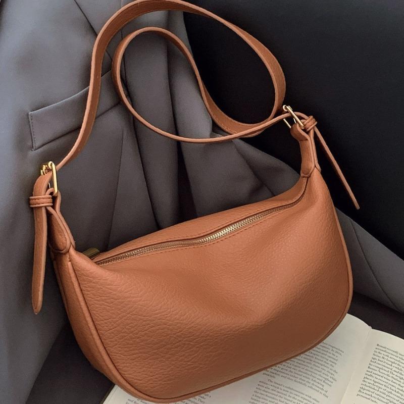 Spring new trendy fashion portable shoulder bag solid color fashionable large capacity messenger saddle bag