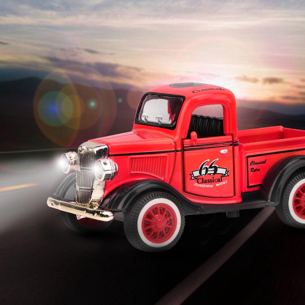 Игрушечная машина с оттяжкой из сплава Модель пикапа Литая игрушка Звуковая световая машинка Игрушки для транспортных средств(красный)