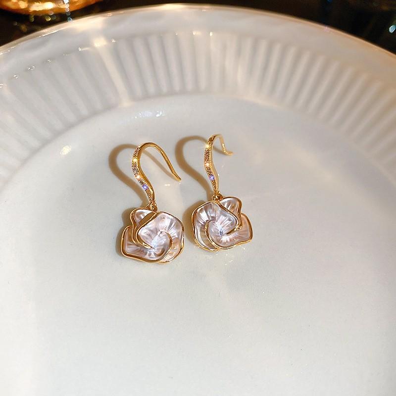 Серьги Love с геометрическим рисунком, простые серьги с цветами, модные серьги с темпераментом, элитные серьги, подарки