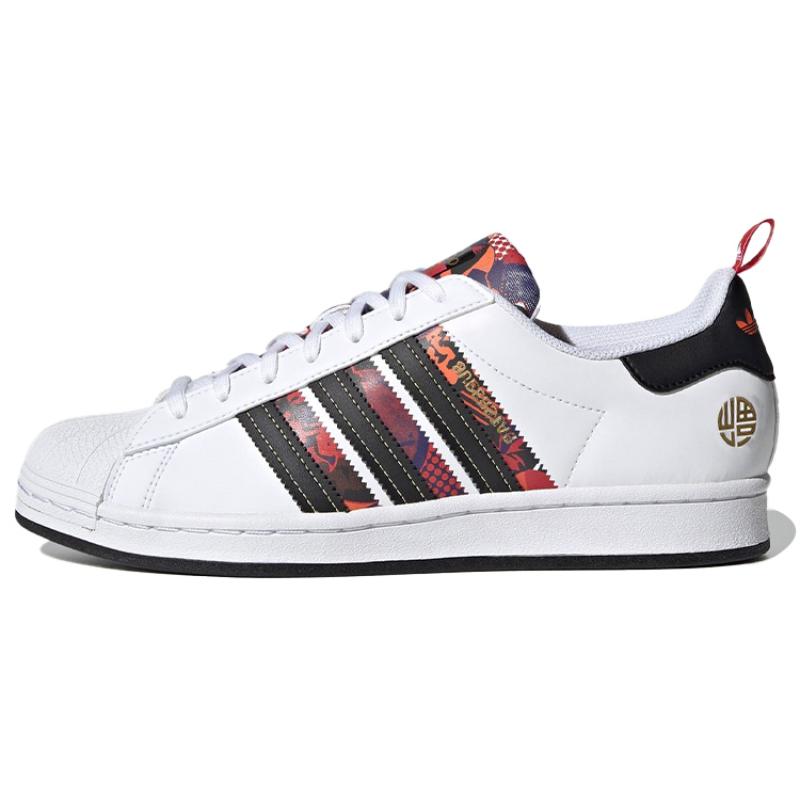 adidas Кроссовки Superstar 'Китайский Новый год Год Быка Белые' Q47184