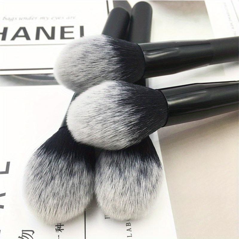 Professional 1 Pcs Black Wooden Handle Beauty Face Brush Foundation Brushes Single Up Brush Tools