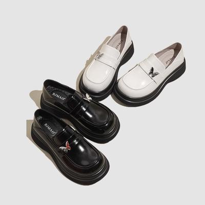 Женские туфли в римском стиле с металлической цепочкой в форме сердца и плоской танкеткой на платформе, женские туфли в стиле ретро для девушек в стиле Лолита, панк, колледж, с круглым носком