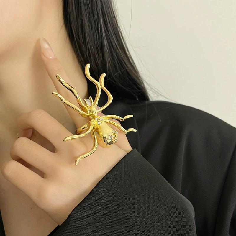 Exaggerated Rhinestone Metal Giant Spider Pendant Necklace Women's 2025 New Vintage Choker Ring Brooch Punk Party Jewelry Access
