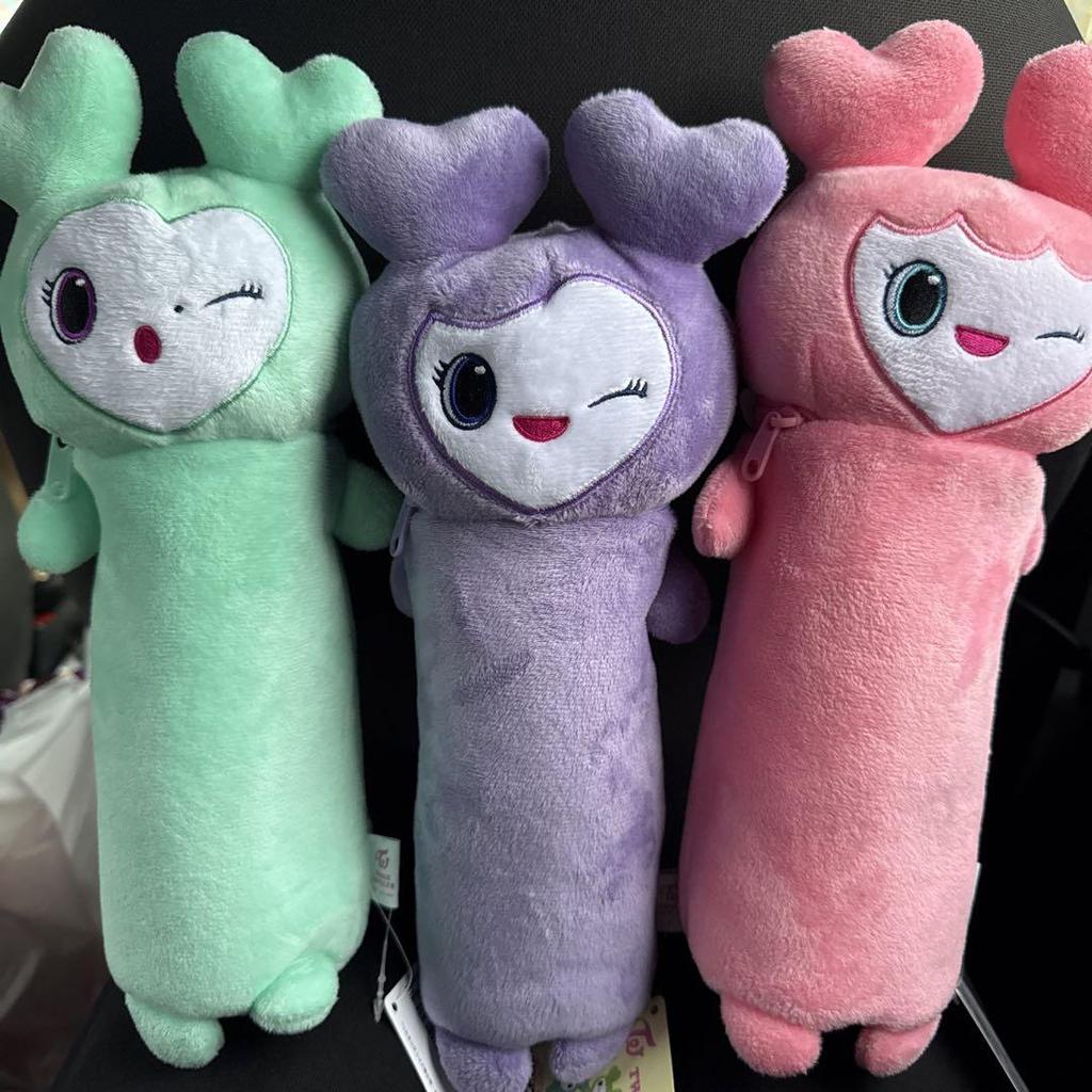 [USED] TWICE LOVELYS GiGO Limited Edition Nobifunya Pouch Mina, Sana, Momo