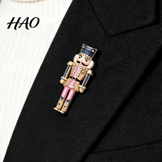 Collectible Nutcracker Pin Christmas Brooch Pin, Rhinestone Enamel Soldier Badge for Decorative Suit Accessory Women Men, Xmas Holiday Jewelry