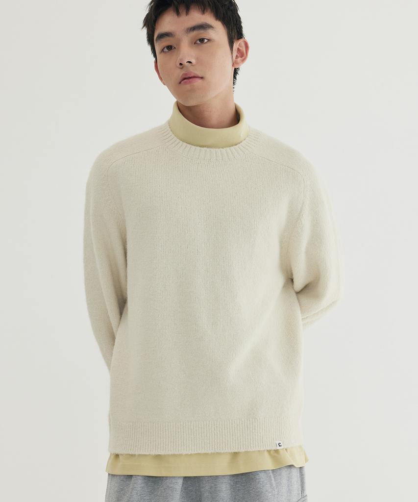 COVERNAT Hairy Raglan Knit Ivory