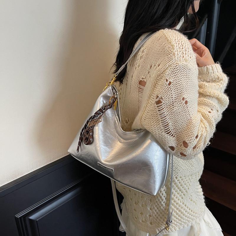 IELGY All-Match Commuter Retro Handbag Simple Underarm Bag Simple Large Capacity