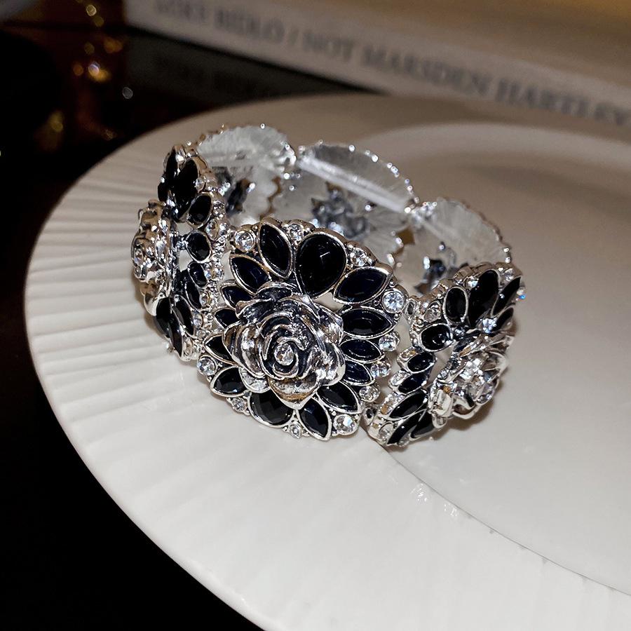 Винтажный браслет в придворном стиле, инкрустированный бриллиантами «роза»: Роскошный женский модный браслет