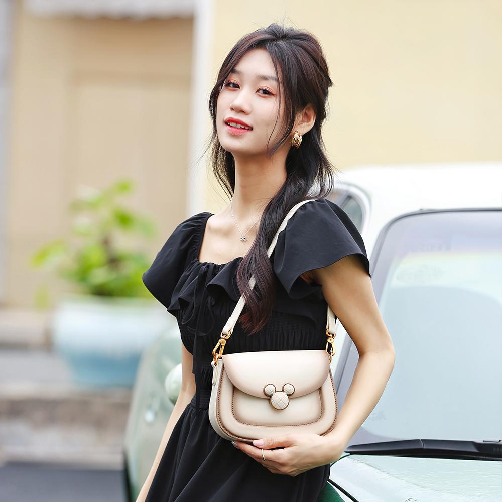 New Disney Mickey Series PU Underarm Small Square Bag Shoulder Bag Women's Milk Coffee BMK-71480M