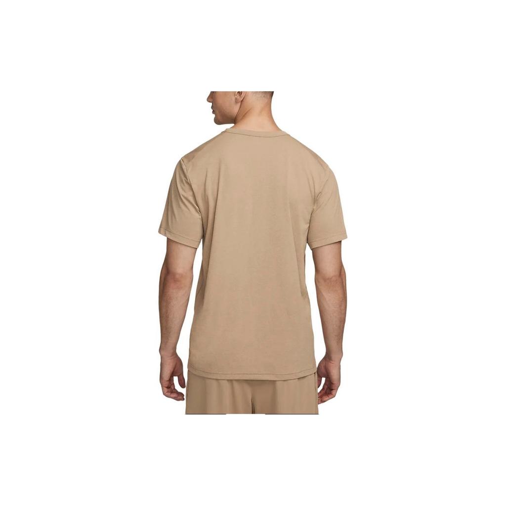Nike Dri-FIT UV Hyverse однотонная быстросохнущая футболка с круглым вырезом и короткими рукавами, мужские топы цвета хаки, DV9840-247