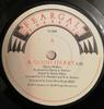 7-дюймовая пластинка FEARGAL SHARKEY A Good Heart VS808 Virgin 1985 UK Dance Electronica Б/у