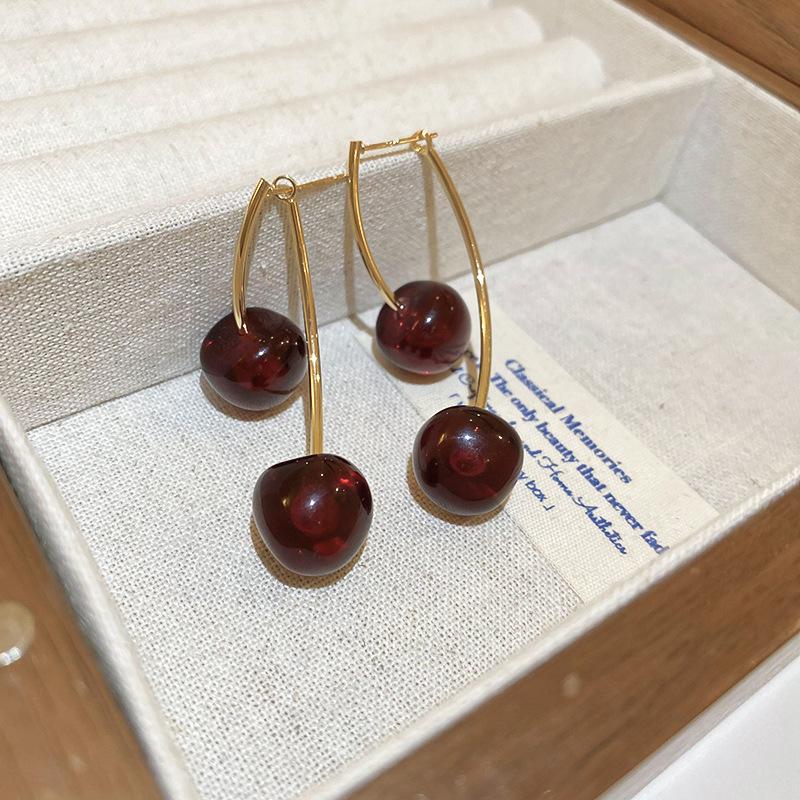 Niche Dark‑Red Resin Cherry Fruit Silver Needle Earrings Personality Fashion Simple High‑End Temperament Trend Jewelry