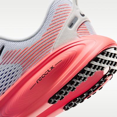 Kids' Sneakers Nike Vomero 18 GS 'White Racer Blue Atomic Pink Black'