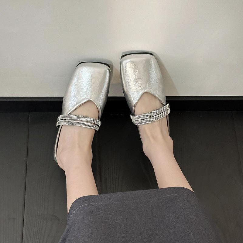 Баотоу полутапочки женская верхняя одежда французские плоские нежные вечерние босоножки лето 2025 новые босоножки обувь Muller