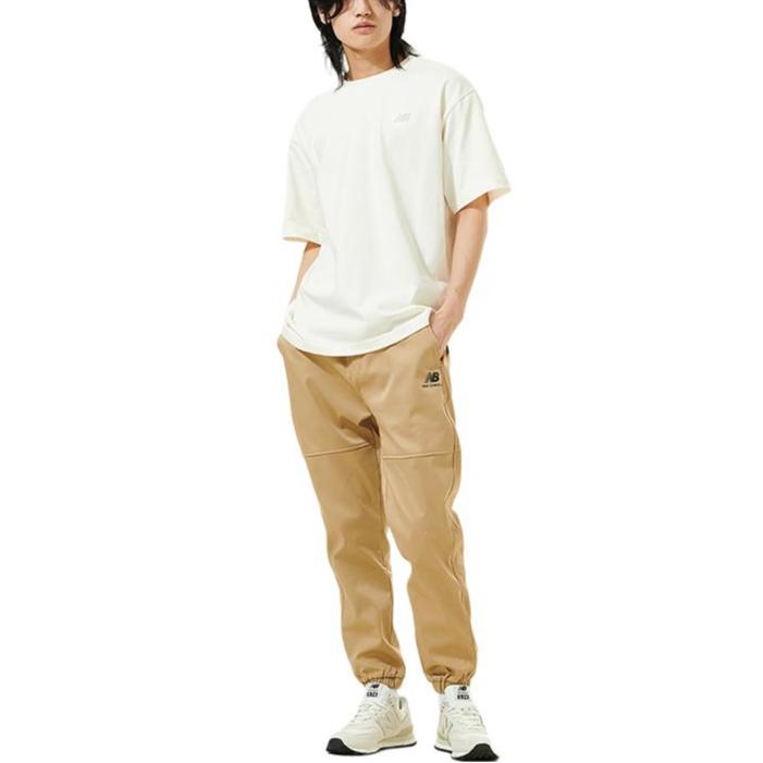 Men's New Balance T-Shirts Men's Ecru Crew Neck Moderate