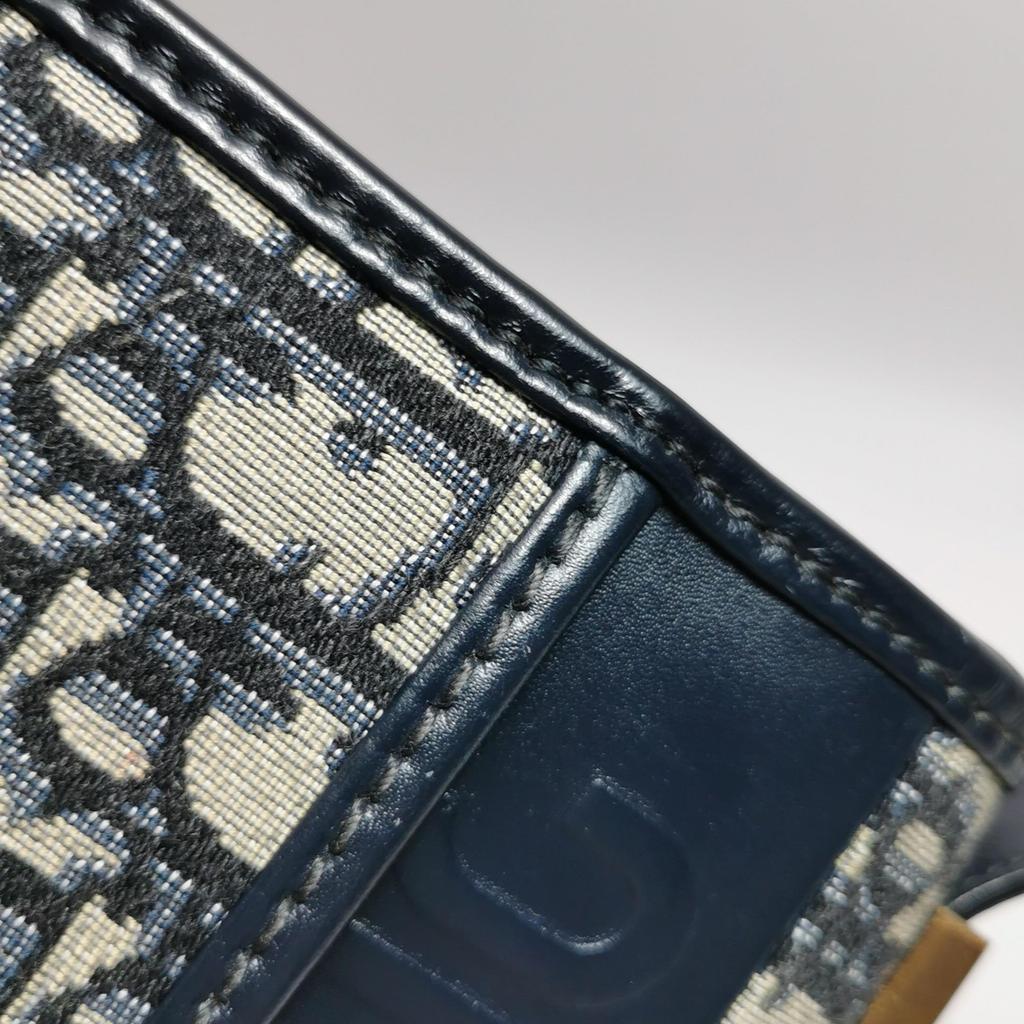 [Pre-Owned] 30 Montaigne Oblique Embroidered Monogram Flap Adjustable Shoulder Strap Montaigne Box Bag Leather Details Large - Good #IT1VG5