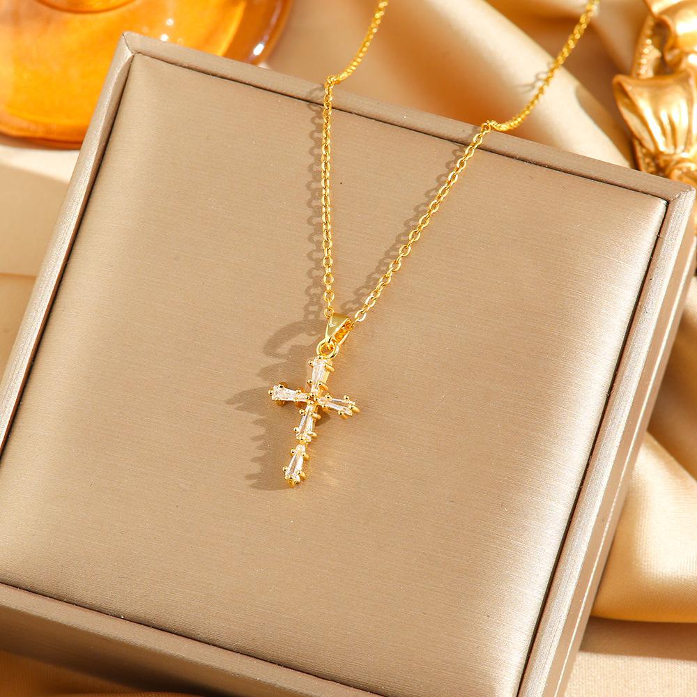 Titanium Steel Necklace For Women Elegant Simple Fashion Zircon Collarbone Chain Light Luxury Niche Jewelry