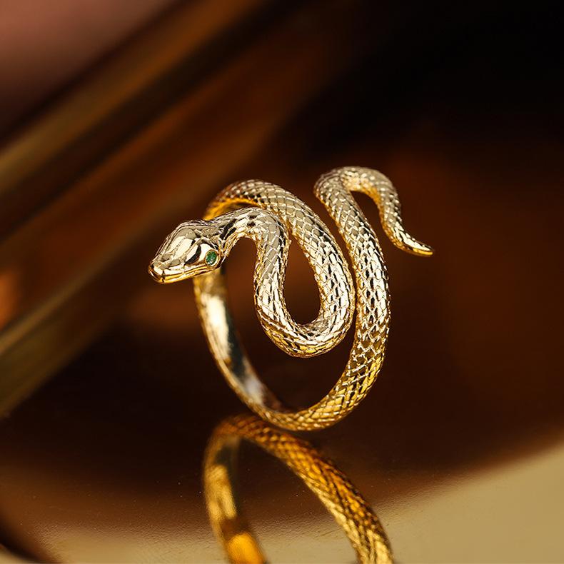 Корейское кольцо-змея с зелеными глазами, инкрустированное бриллиантами, модное, с ярко выраженной индивидуальностью, с утонченным чувством, геометрическое, простое, хипстерское, для указательного пальца