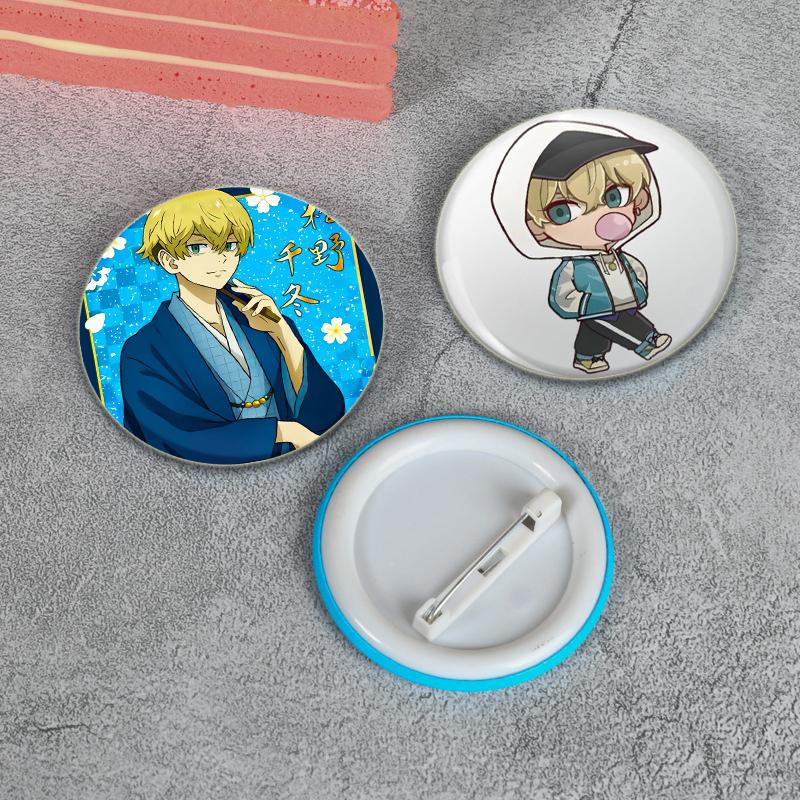 32/44/58mm Tokyo Revengers Brooch On Backpack Handmade Round Badges Anime Icon Badges for Clothes Hat Gifts Lapel Pins Accessories