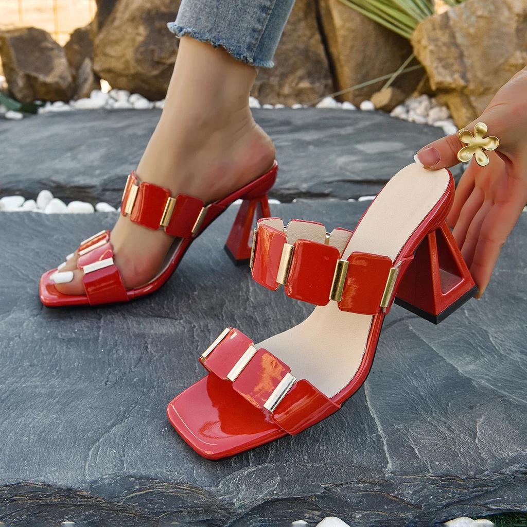 Модные женские босоножки на блочном каблуке, модные квадратные с открытым носком на одном ремешке, нескользящие, износостойкие, темпераментные туфли на высоком каблуке, шлепанцы, сандалии