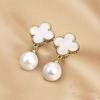 Серьги Lucky с четырехлистным клевером и жемчугом, женские нежные свежие новые серьги, сто и легкие роскошные маленькие ароматные серьги-ветры