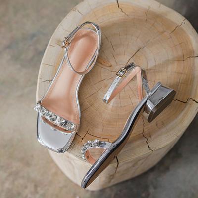 Модные сандалии на среднем высоком каблуке с заклепками из страз, женские, золото/серебро, ремешок на щиколотке, гладиаторские, сандалии, женские, хрустальные, для вечеринки/платья