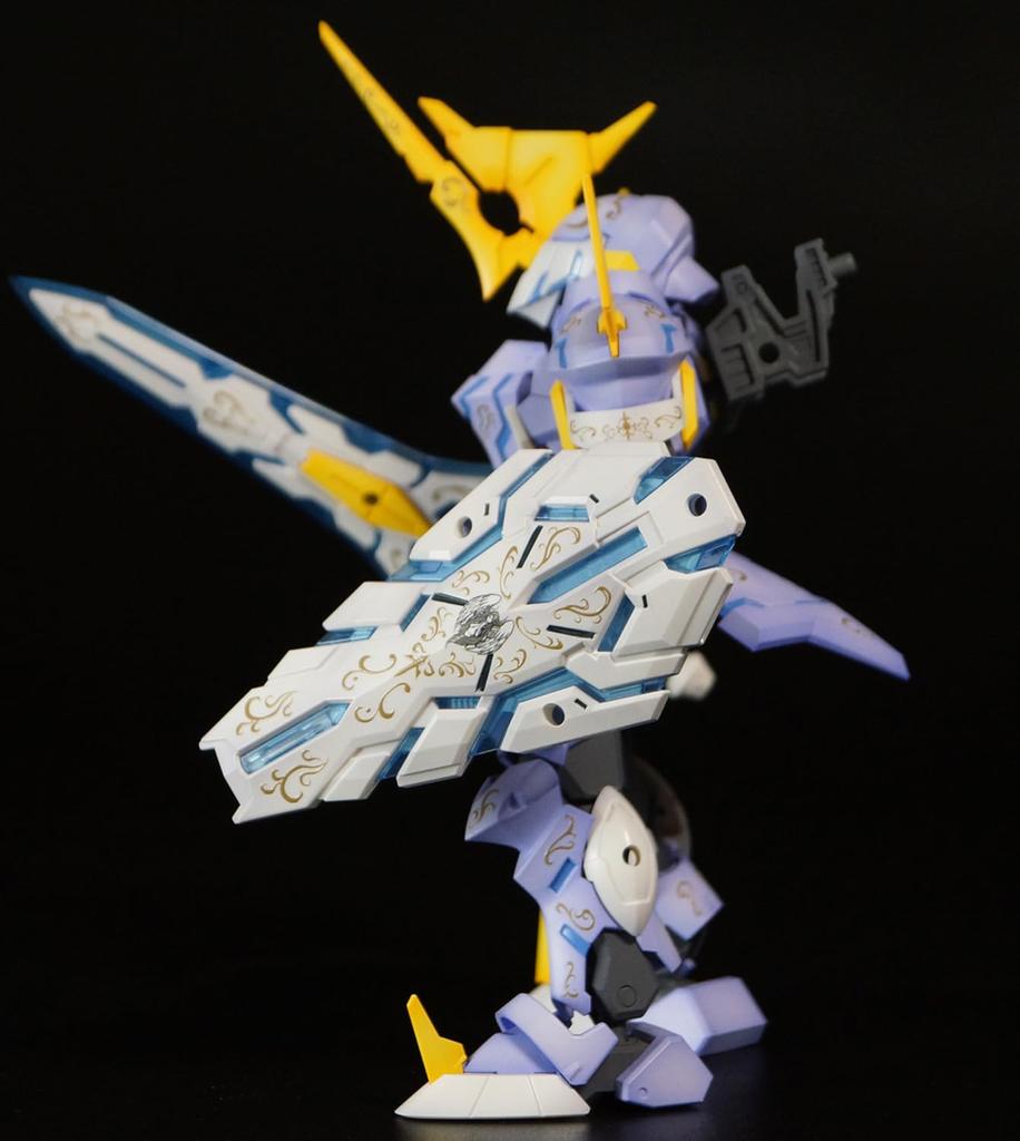 Офис премьер-министра A PlaAct 13 Артур Ультимативная броня Декорация Высота 145мм Пластиковая модель PP172 Версия. приблизительно. Немасштабируемый