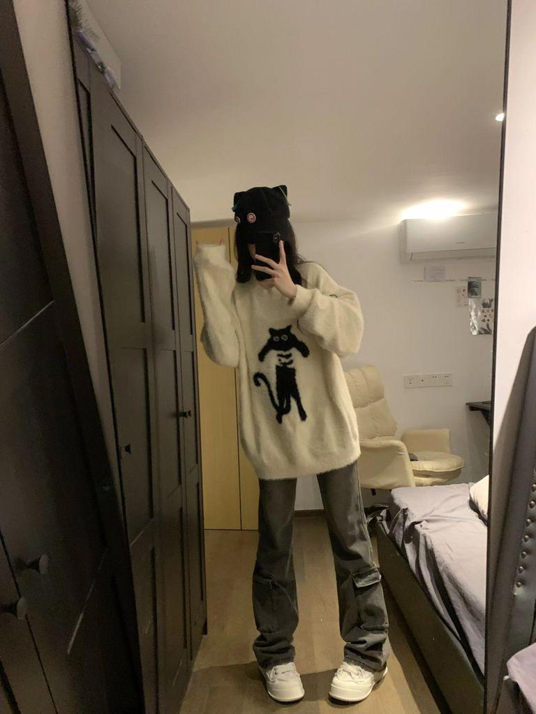 Женский свитер оверсайз в ленивом стиле из мягкого трикотажа - Теплый, удобный пуловер с круглым вырезом