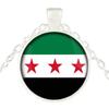 Элегантное ожерелье-подвеска с флагом Сирии, символизирующее национальную гордость и культурную идентичность, из прочных материалов для повседневной носки