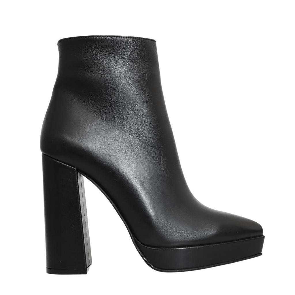 Женские сапоги из натуральной кожи на высоком каблуке