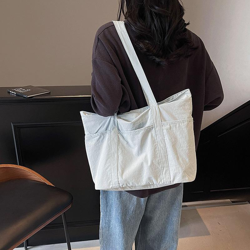 Large-capacity Tote Bag, for Work and Outing, Niche Design, Commuting, Leisure, Literature and Art, Student Books, and One-shoulder Cloth Bags