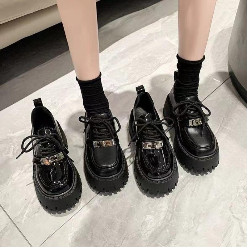 Модные кожаные туфли на платформе в британском стиле для женщин 2024 года, весна, женские черные модные лоферы на толстом каблуке, туфли Мэри Джейн в стиле ретро на шнуровке
