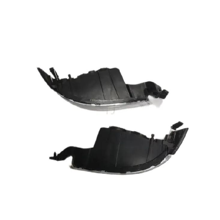 1 Pcs Suitable for Volvo Trucks Fog Lamp Left and Right Fog Light 84186279 82140763 82140744 84186281