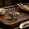 Винтажная Миниатюрная Фигурка Овцы из Латуни Ретро Статуэтка Ягненка Сельскохозяйственное Животное Настольное Украшение Подарки на Новый Год 2027