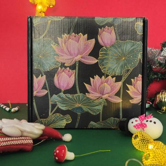 Healthy Master Santa's Snack Pack Box of 5 | Premium Christmas Gift Box | Healthy Snacks | Beetroot Chips, Millet Balls, Santa Claus, Chikki