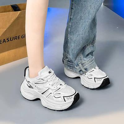 Женская обувь – Кроссовки