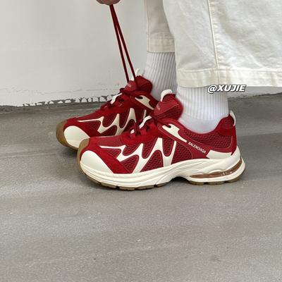 Ретро красные кривые кроссовки папины кроссовки женские 2025 новые модели популярны в этом году, супер огонь толстая подошва нескользящие спортивные и повседневные женские туфли