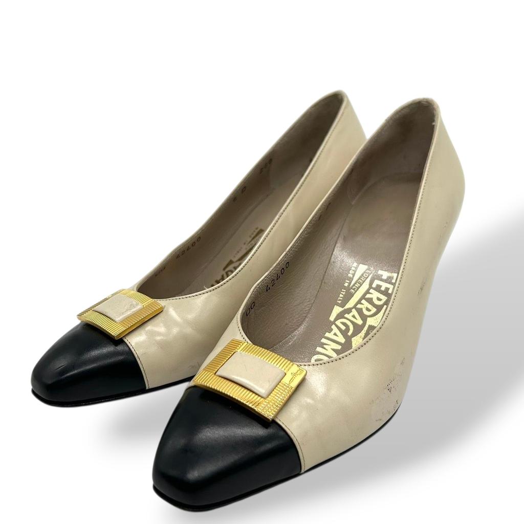 Used Salvatore Ferragamo Pumps Valapumps Beige/black Leather Women