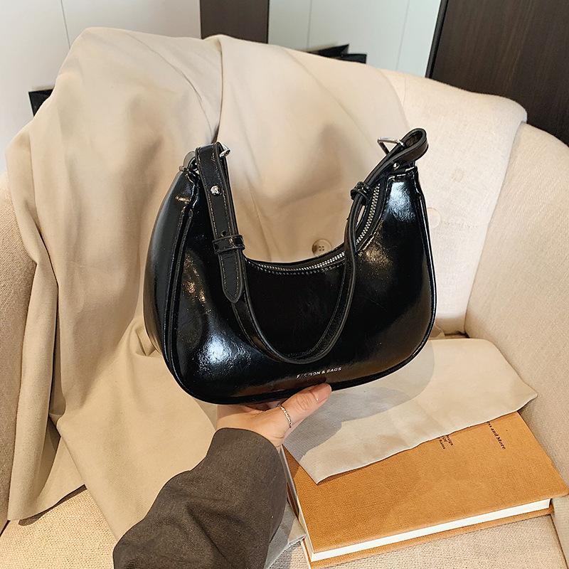 High-end Niche Bag Women's Summer New Fashion Messenger Bag Women's One-shoulder Underarm Dumpling Bag