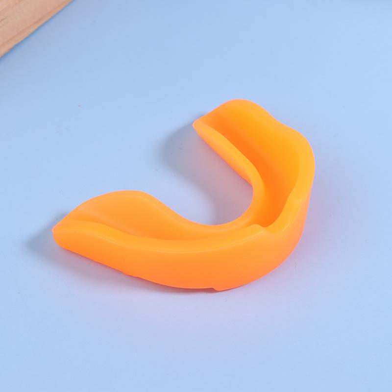 Силиконовый протектор для зубов Ночной сон Защитная капа для рта Лоток Для регби Каратэ Бруксизм Боксерская защита Тренировки Санда Стоматологические капы