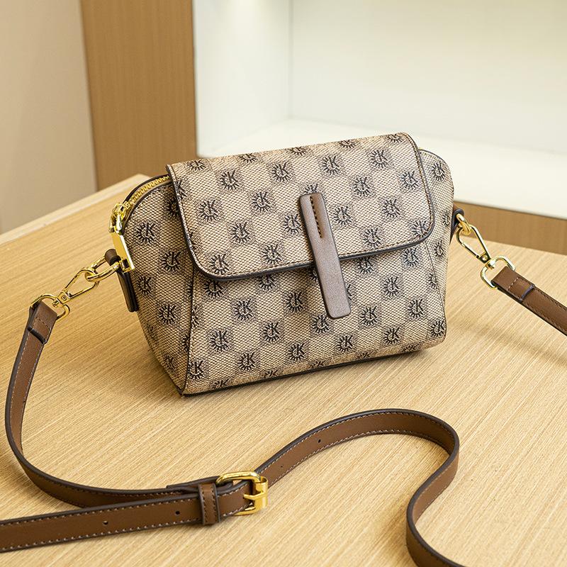 Fashion Printed Retro Crossbody Bag New Style Summer Bag Women's Bag One Shoulder Mother Bag