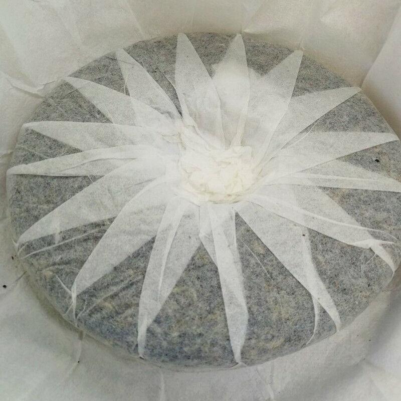 357г Пуэр Весенний чайный пирог Чжунхун Инь Лук Чай из древнего дерева Иувангун