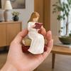 Современное украшение для полки, фигурка читающей девушки, ручная роспись, скульптура из смолы для декора книжной полки, маленький орнамент, вход, безликая женская статуэтка, офис